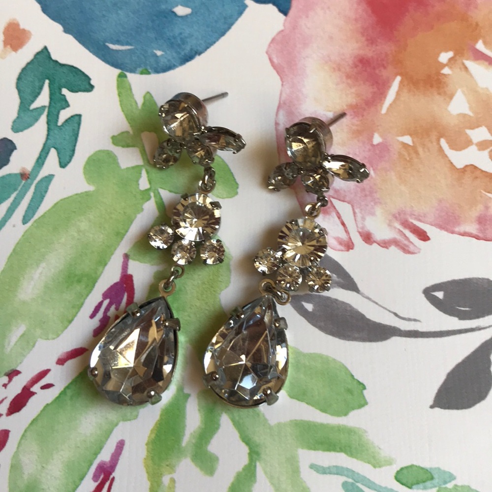 Chandelier earrings 🌷2 for $10-free gift w/purch - Picture 2 of 4